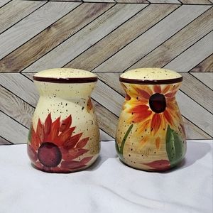 Pfaltzgraff salt & pepper shakers